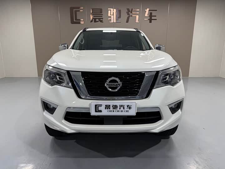 Фото 2 - Nissan Terra