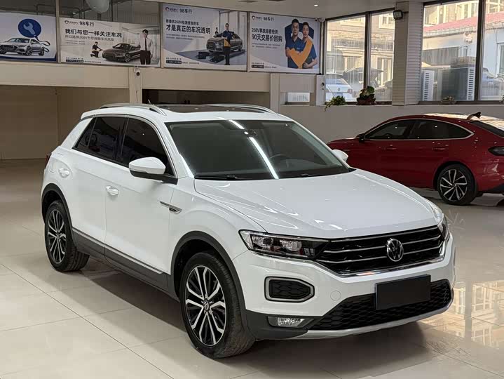 Фото 3 - Volkswagen T-Roc