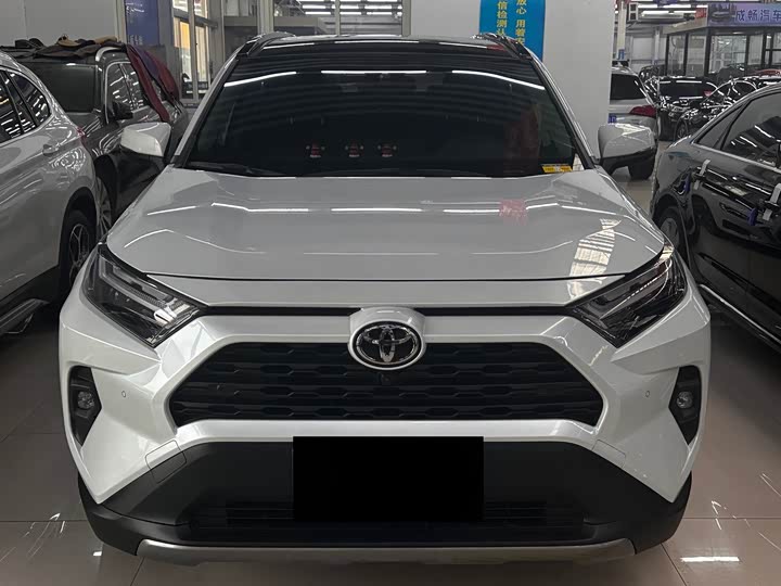 Фото 2 - Toyota RAV4