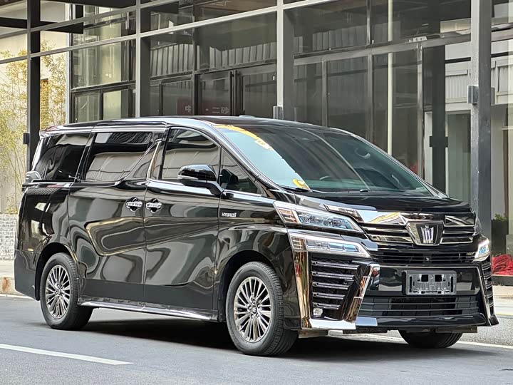 Фото 3 - Toyota Vellfire