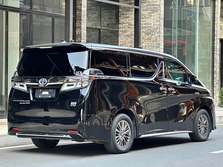 Фото 7 - Toyota Vellfire