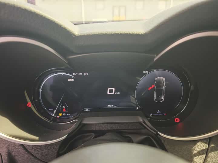 Фото 10 - Alfa Romeo Stelvio