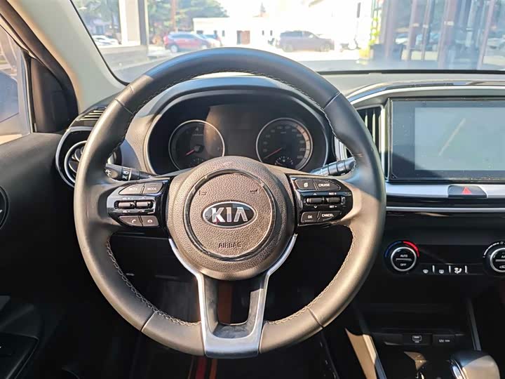 Фото 8 - Kia KX1