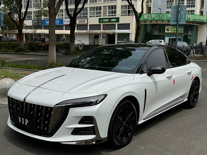 Фото 1 - Hongqi H6