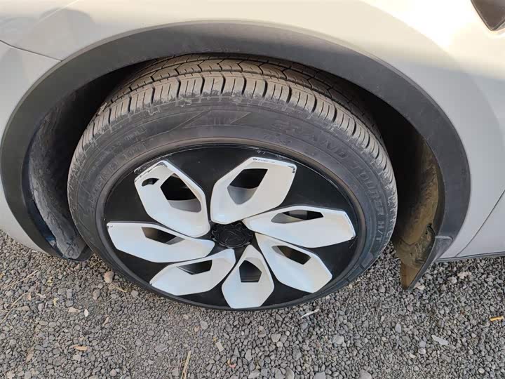 Фото 23 - Tesla Model Y