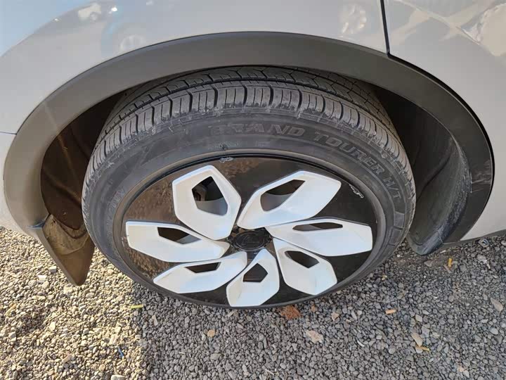 Фото 26 - Tesla Model Y