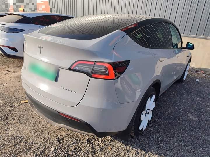 Фото 7 - Tesla Model Y