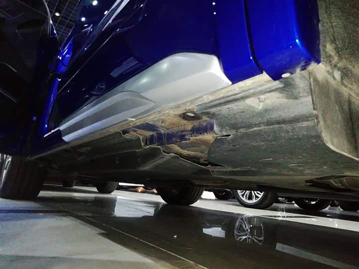 Фото 22 - Audi Q5L