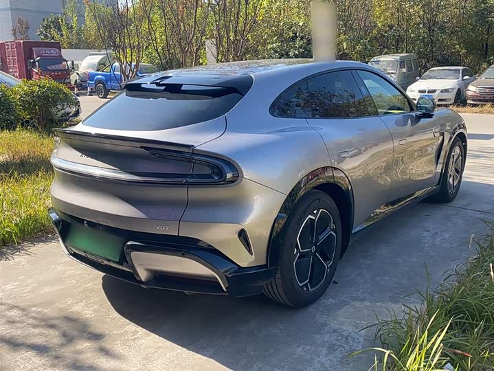 Фото 5 - Xiaomi YU7