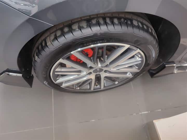 Фото 26 - Geely Preface