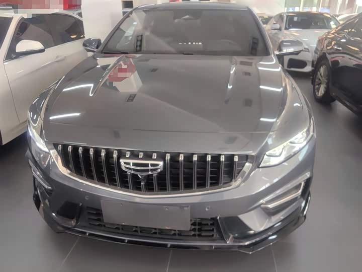 Фото 3 - Geely Preface