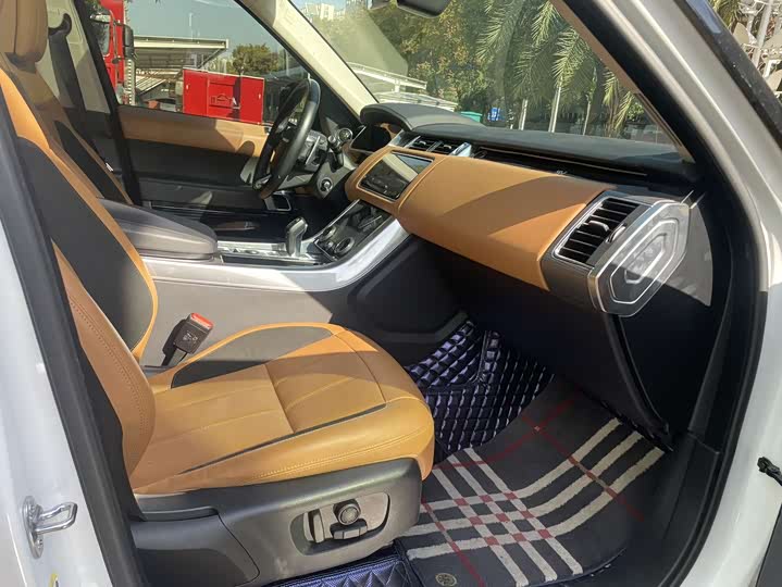 Фото 9 - Land Rover Range Rover Sport