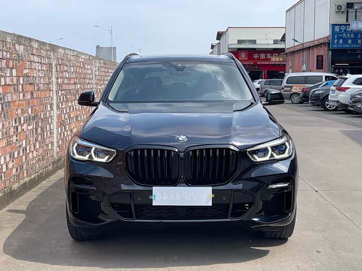 Фото 2 - BMW X5