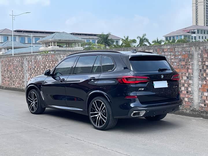 Фото 5 - BMW X5