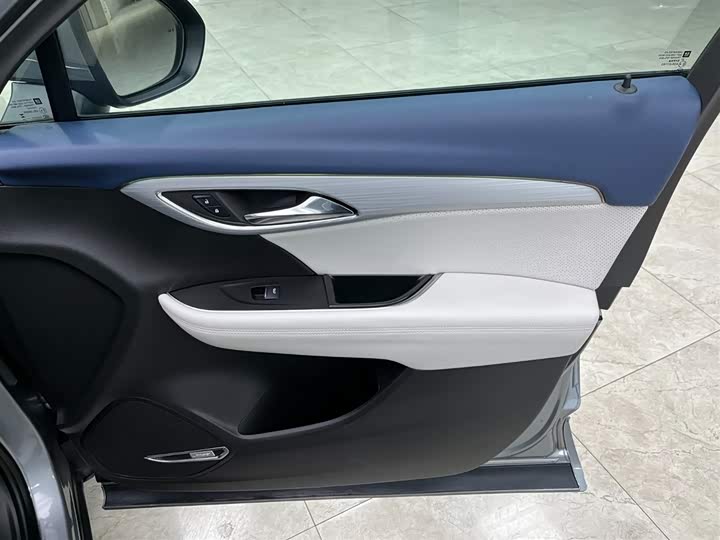 Фото 13 - Buick Envision Plus