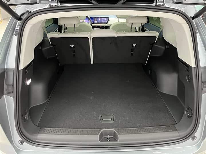 Фото 17 - Buick Envision Plus