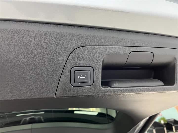 Фото 18 - Buick Envision Plus