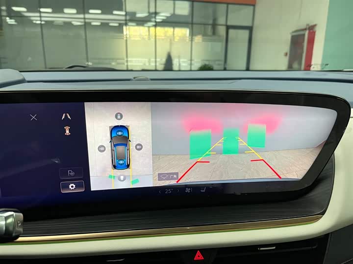 Фото 8 - Buick Envision Plus