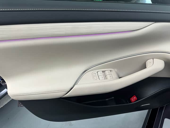 Фото 12 - Xiaomi SU7