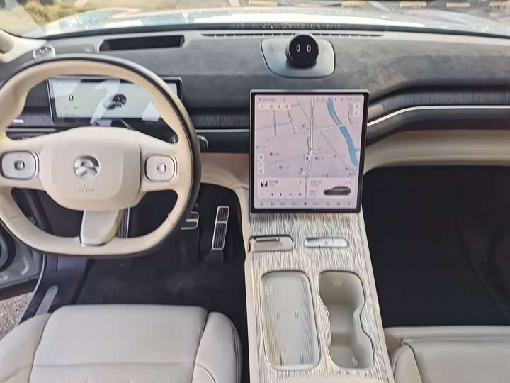 Фото 14 - Nio ES7