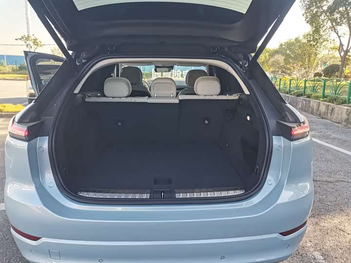 Фото 16 - Nio ES7