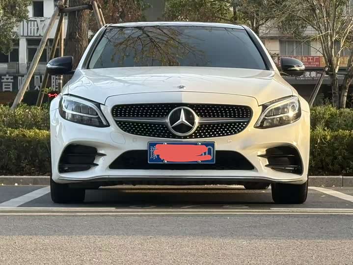 Фото 2 - Mercedes-Benz C-Class