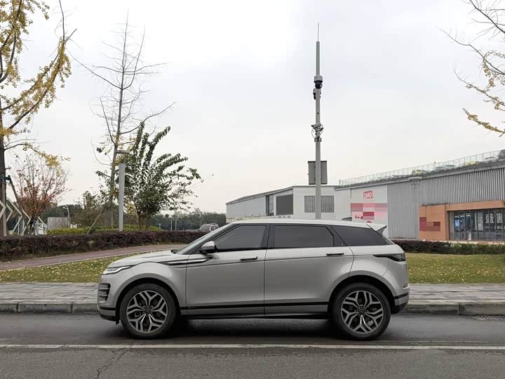 Фото 3 - Land Rover Range Rover Evoque L