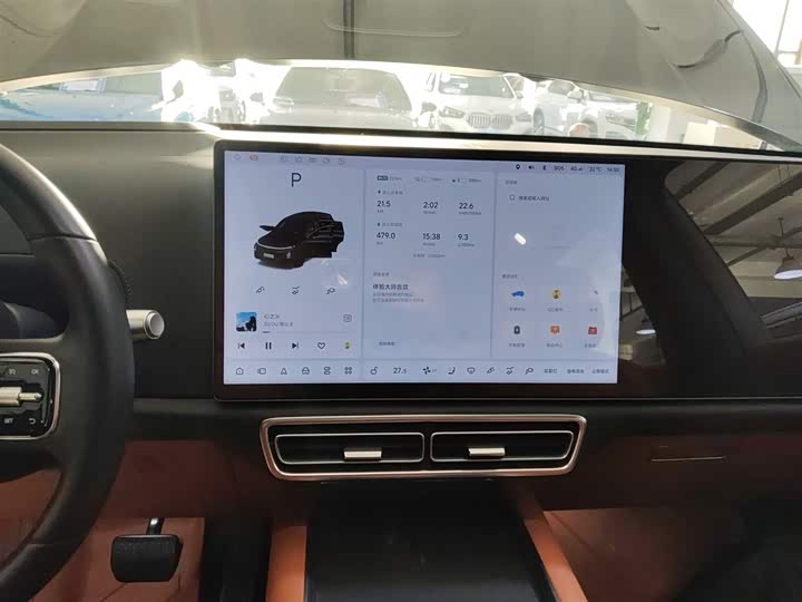 Фото 12 - LiXiang L7