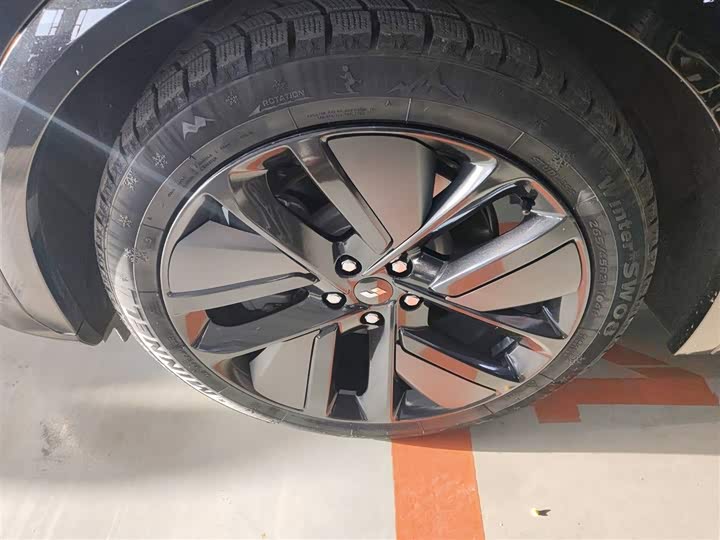 Фото 22 - LiXiang L7