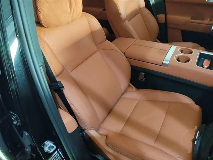 Фото 24 - LiXiang L7