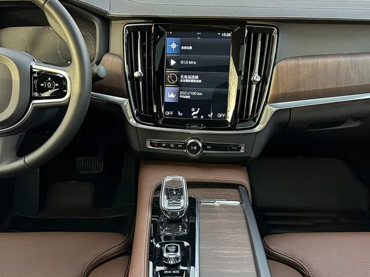 Фото 22 - Volvo S90