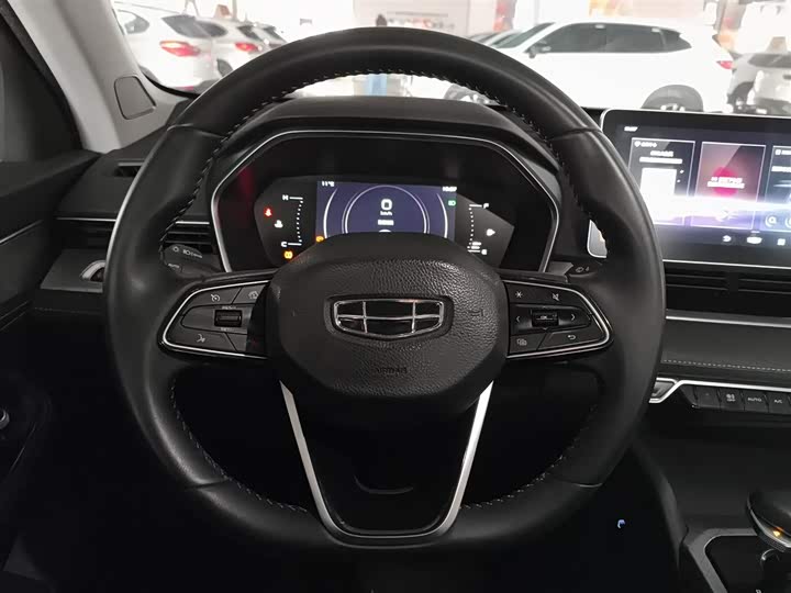 Фото 11 - Geely Preface