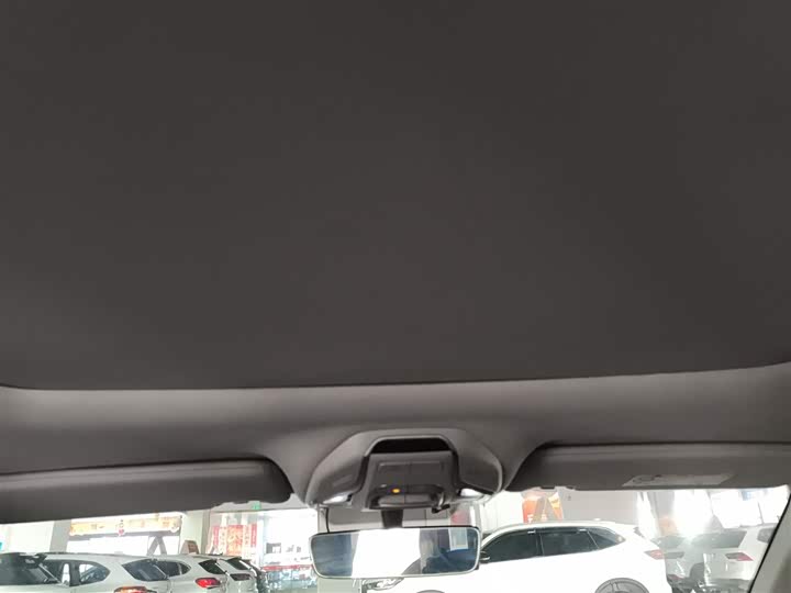 Фото 18 - Geely Preface