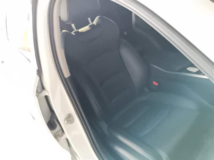 Фото 25 - Geely Preface