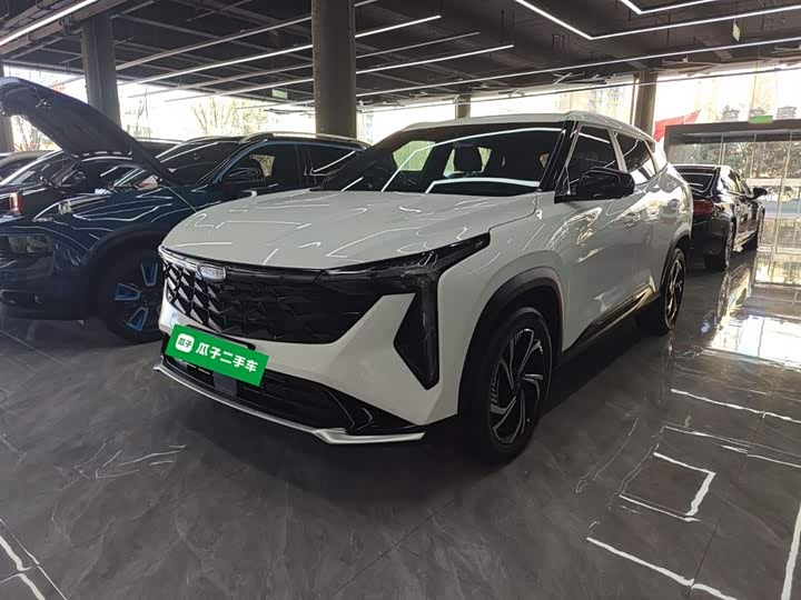 Фото 2 - Geely Atlas