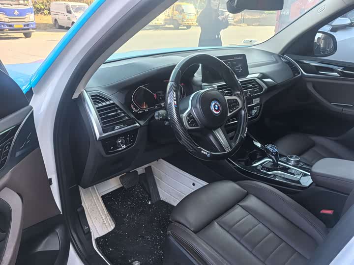 Фото 8 - BMW X3