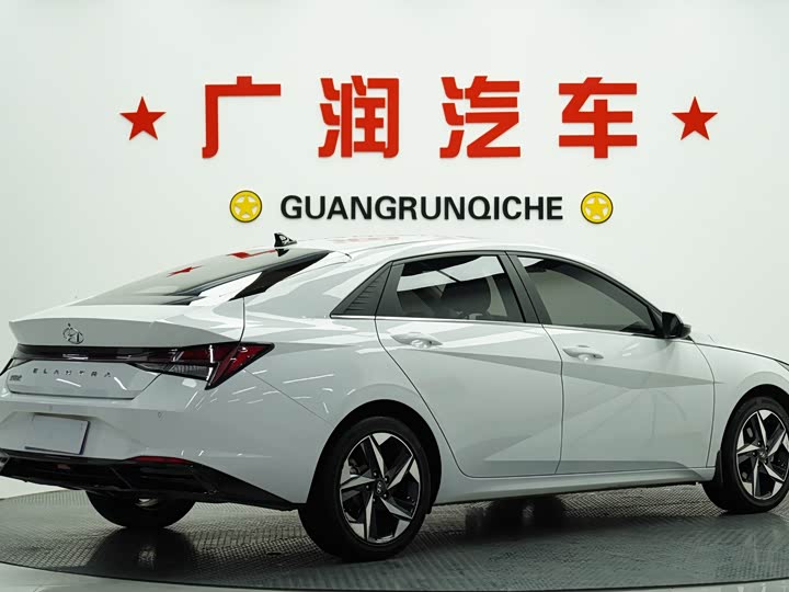 Фото 5 - Hyundai Elantra N line