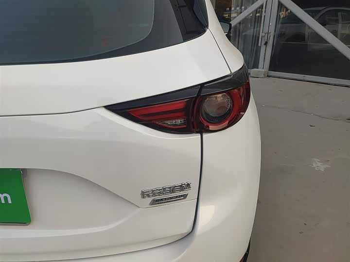 Фото 8 - Mazda CX-5