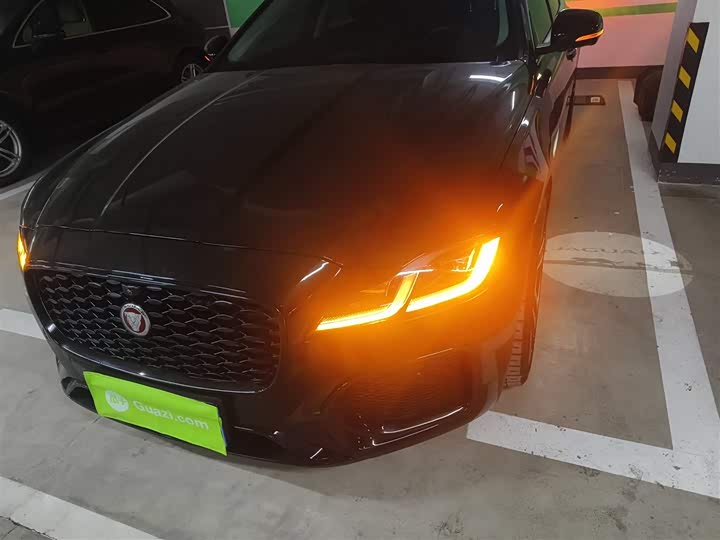 Фото 24 - Jaguar XF L