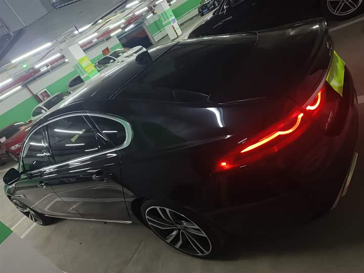 Фото 5 - Jaguar XF L