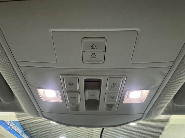 Фото 13 - Volkswagen T-Roc