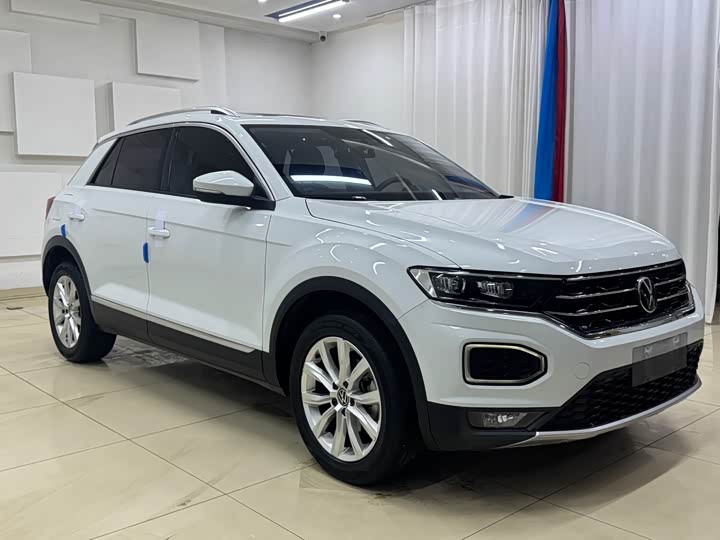 Фото 3 - Volkswagen T-Roc
