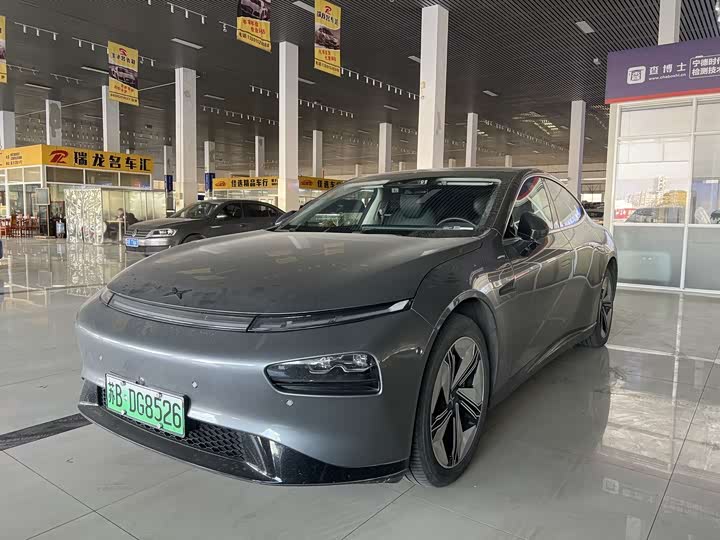 Фото 1 - XPeng P7