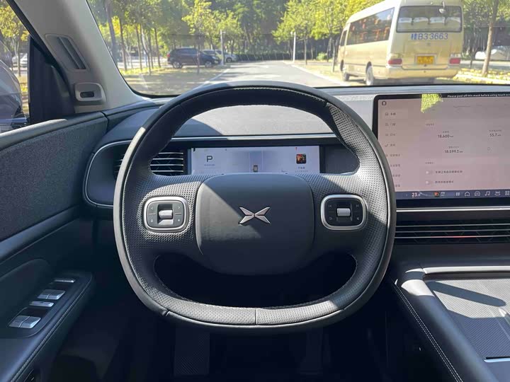 Фото 16 - XPeng G6