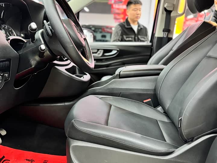 Фото 4 - Mercedes-Benz Vito