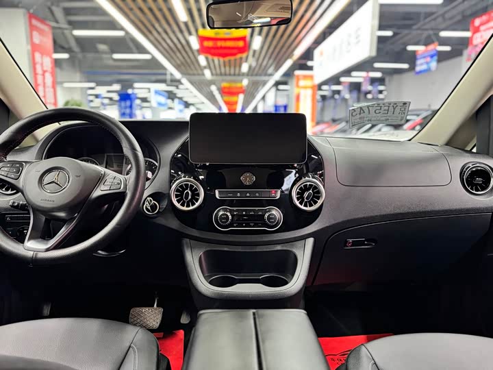 Фото 8 - Mercedes-Benz Vito