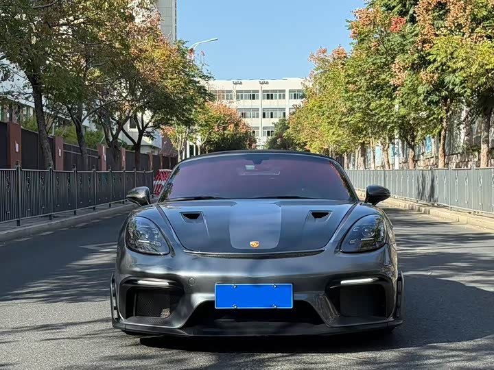 Фото 2 - Porsche 718