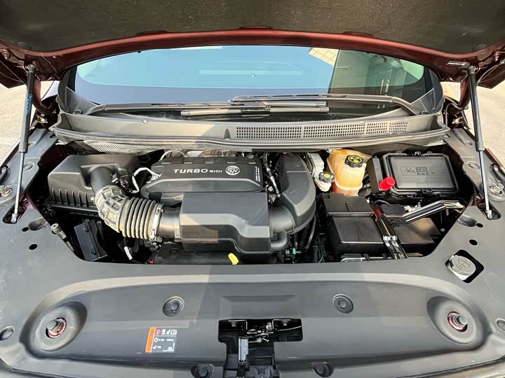 Фото 22 - Buick GL8 ES