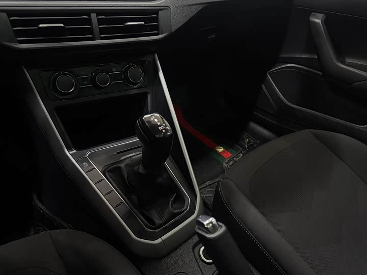 Фото 13 - Volkswagen Polo