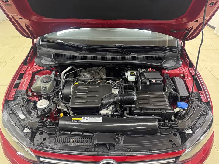 Фото 18 - Volkswagen Polo